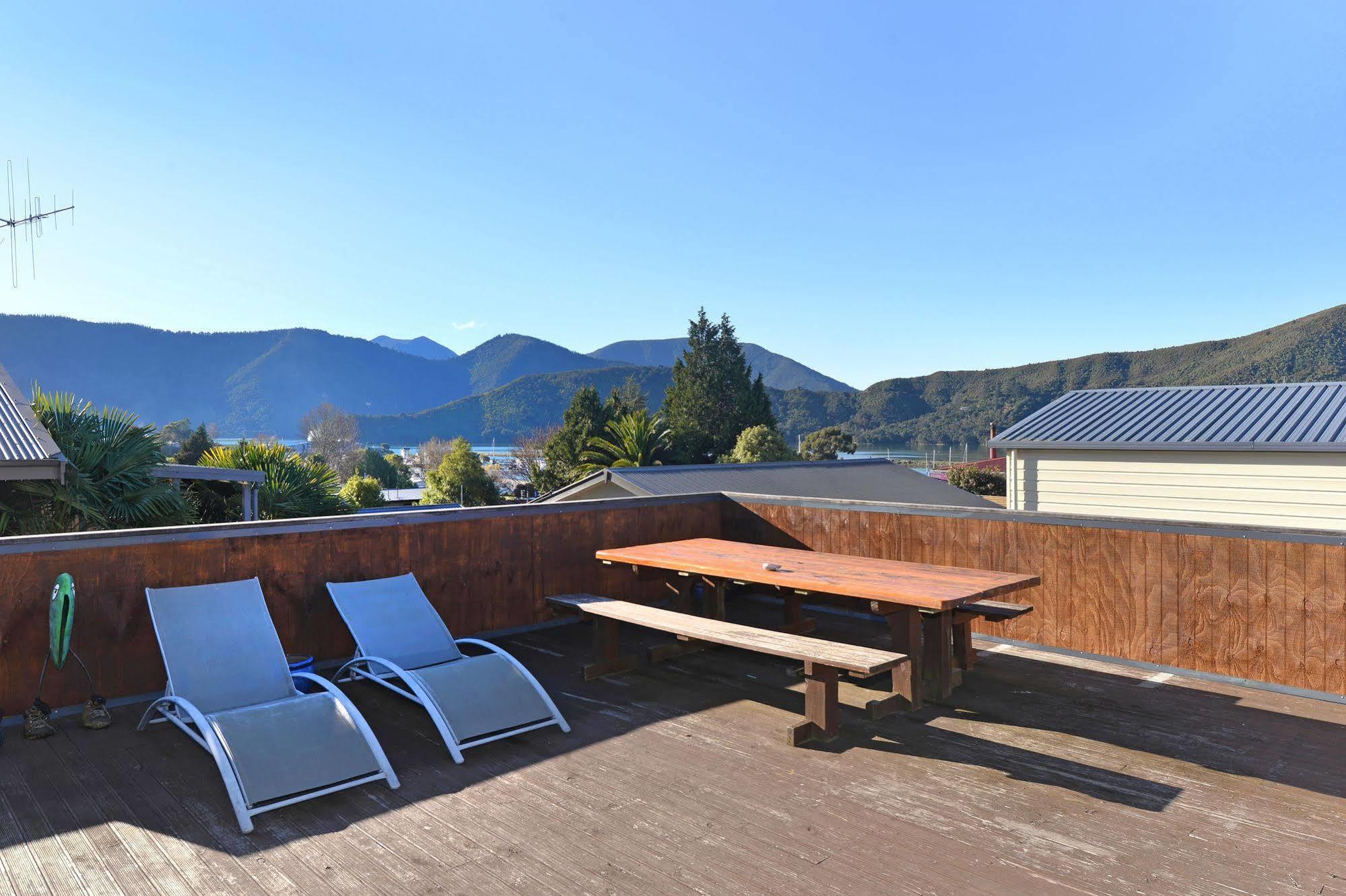 Blue Moon Lodge Havelock Exteriör bild